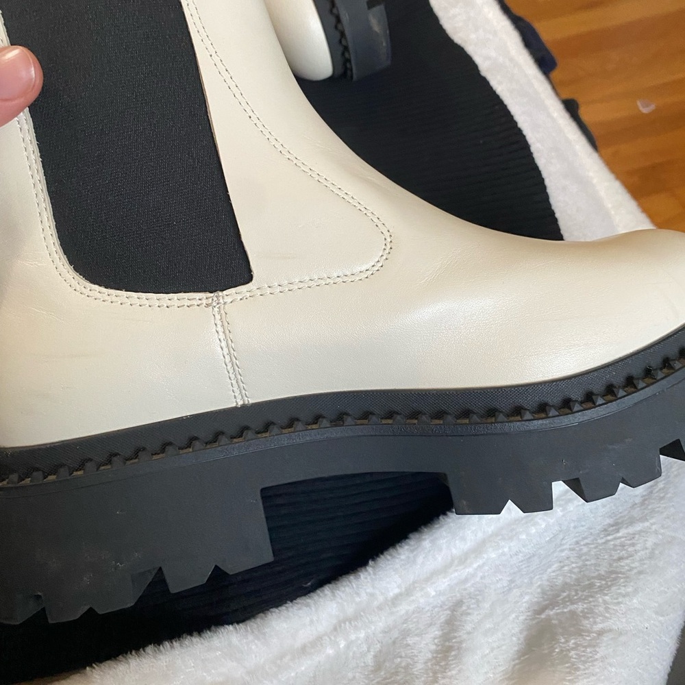 Ash Women's Genesis Fashion Boot, Tofu, 11 white 41 / 42 platform Chelsea boot - Picture 9 of 9